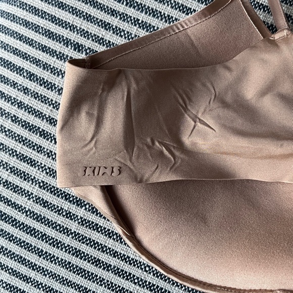 Skims Ultimate Super Push-Up Bra (36-B) - Picture 3 of 4